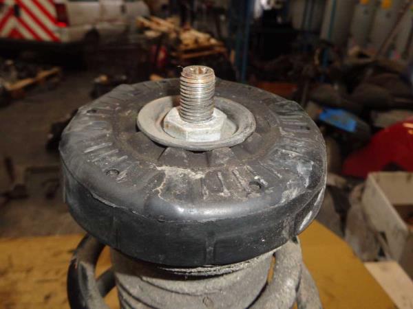 AMORTISSEUR AVANT DROIT OPEL ASTRA J - Vue 3